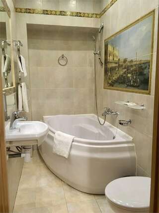 Гостиница Централ ИНН Санкт-Петербург Двухкомнатный Люкс-8